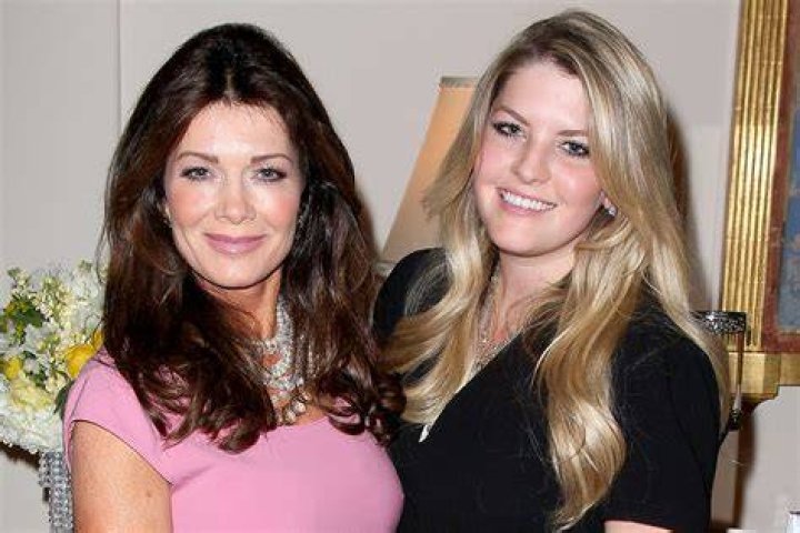  Lisa Vanderpump Surprised Daughter Pandora with Her Own MiniVilla