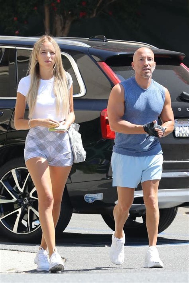 MARIELOU NURK Out and About in Beverly Hills 08/18/2022 HawtCelebs