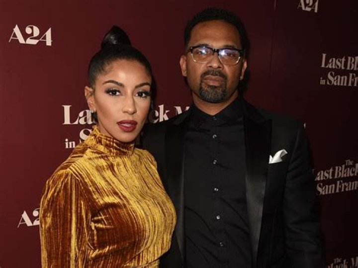 Mike Epps and Wife Kyra Are Expecting Their First Child! 107.5 WBLS