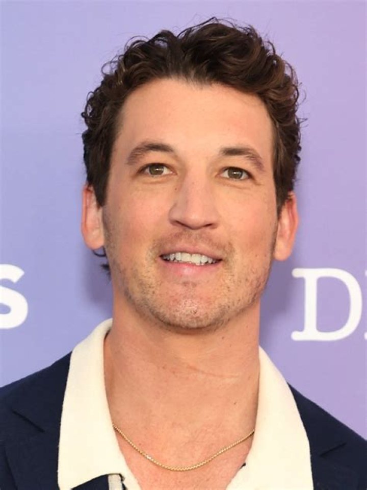 Miles Teller on Twitter "Me and my girl Priscilla showing these kids