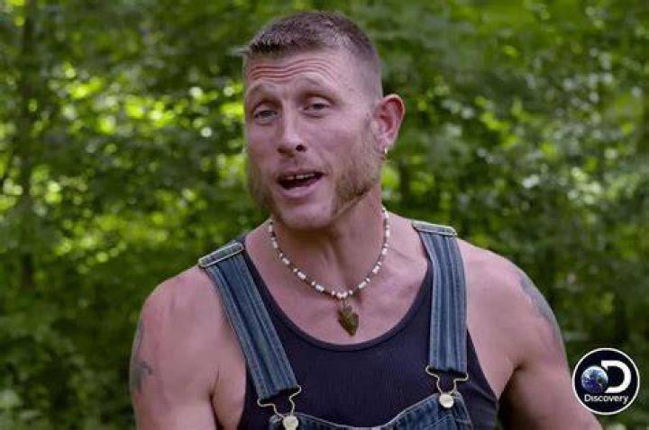 Moonshiners Josh Owens Married to Wife or Dating? His Net Worth, Bio