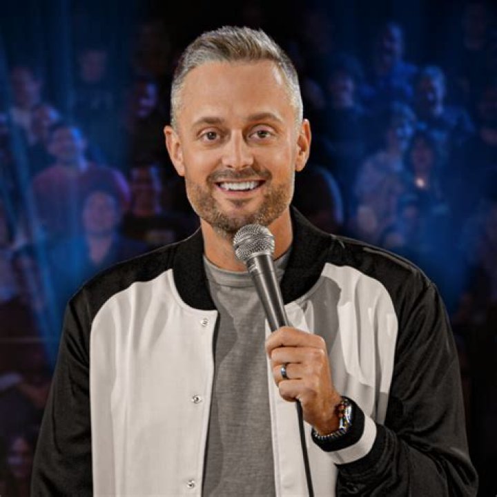 Nate Bargatze's wife, Laura Bargatze Age, career, profiles, net worth