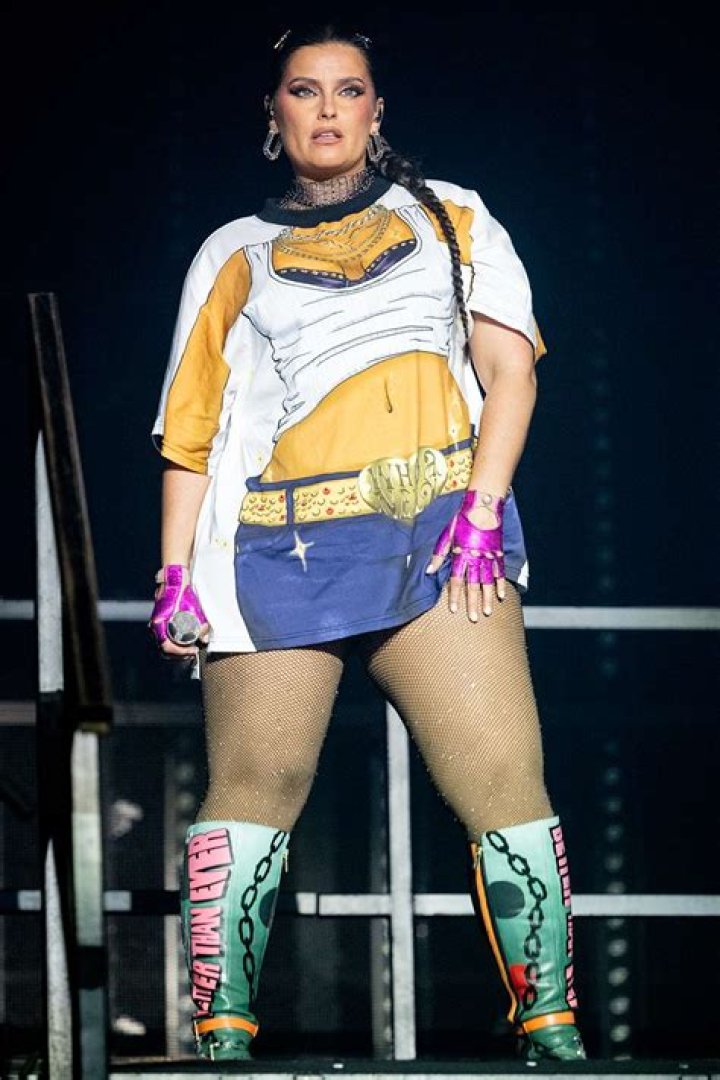 Nelly Furtado Boyfriend Is She Dating Hodgy Beats?
