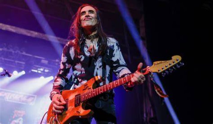 Nuno Bettencourt Net Worth 2023 Update Short bio, age, height, weight