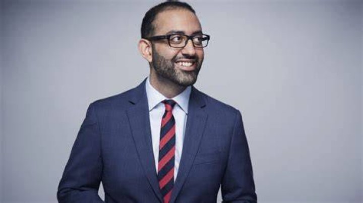 Oliver Darcy Wikipedia, Twitter, CNN, Wife Real Name, Nationality, Jew