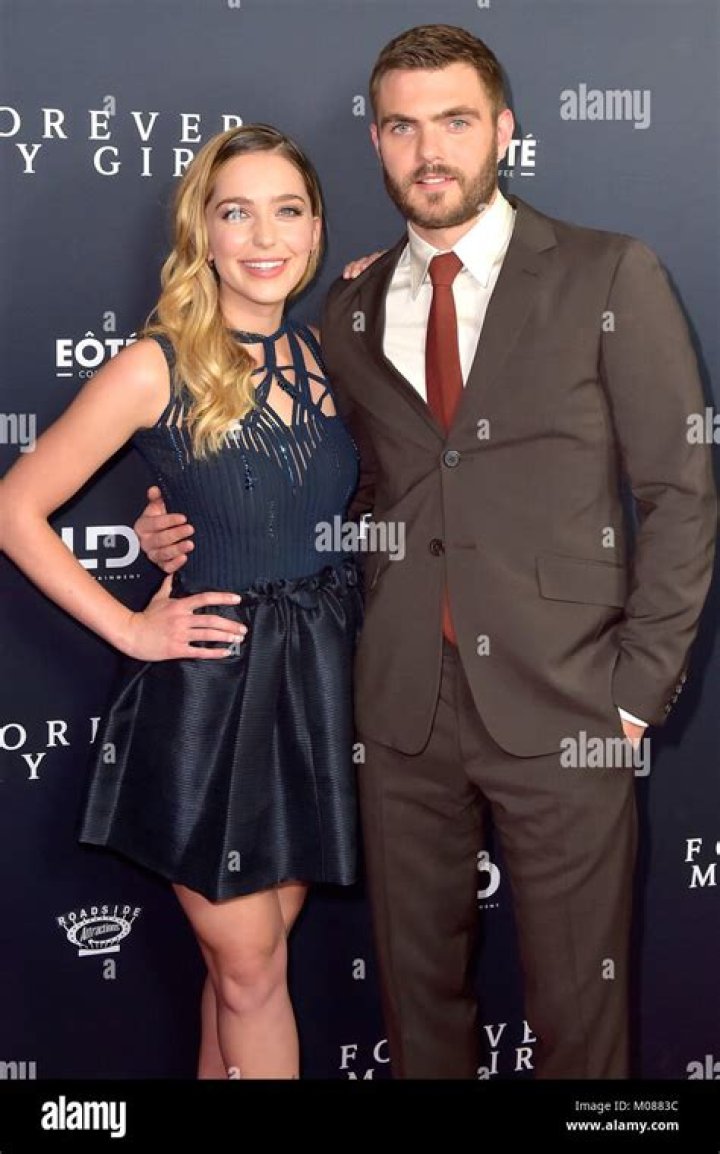 Photo jessica rothe alex roe celebrate forever my girl at weho