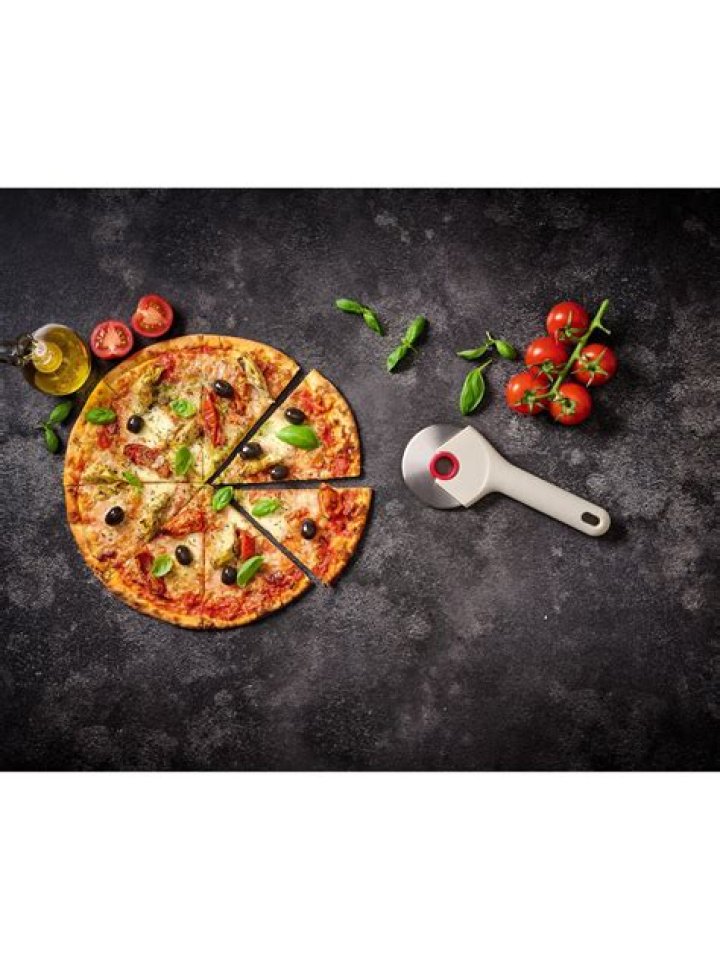 Pizza Leise Steigen joseph west prunella scales Schimmel alt schlie&szlig;en