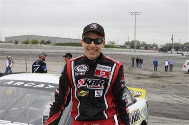 Portage teen Carson Hocevar takes the money and runs at Berlin Raceway