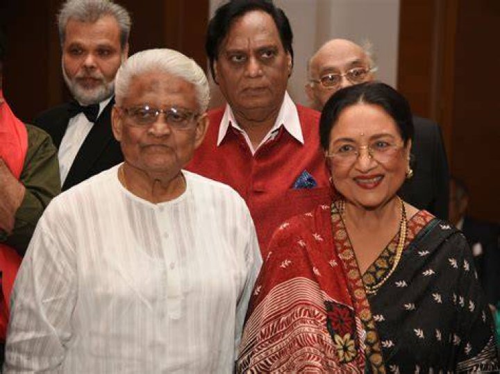 Pyarelal and Tabassum at Karishma and Huzaifa's wedding reception