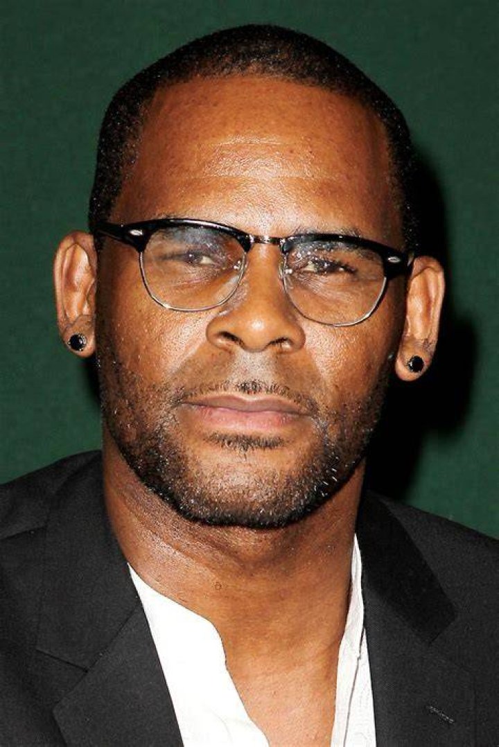 R Kelly's Net worth (Updated 2023) Inspirationfeed