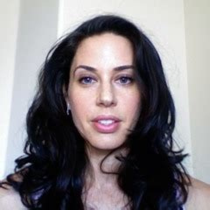 Radha Hirsch Age, Wiki, Net Worth, Height, Husband