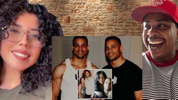 Rare Pics Of The HodgeTwins With Their Sister & Family Celebritopedia