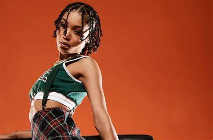 Rising Coi Leray Feature Live MN2S