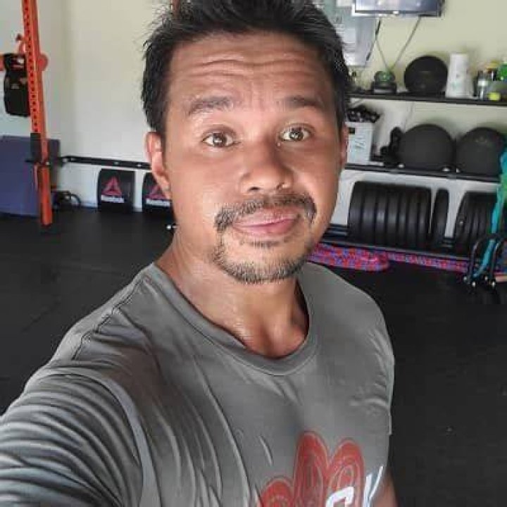 Sarath Ton Bio, Age, Height, Net Worth, Girlfriend, Dating