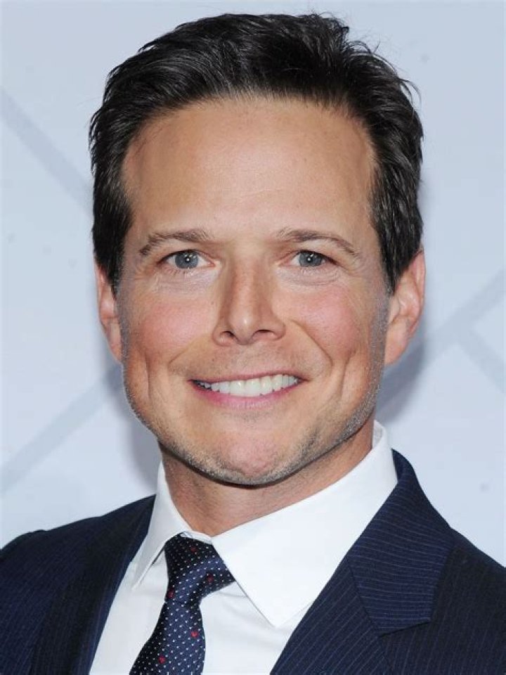 Scott Wolf Actor Scott Wolf on the V panel at the 2010 San&hellip; Flickr