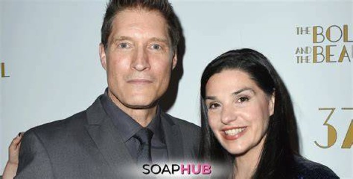 Sean and his beautiful wife Lauren at the premiere of "The Host" on