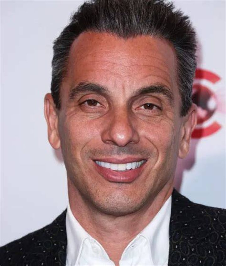 Sebastian Maniscalco Height How Tall Is The 'Green Book' Actor? &raquo; YTC