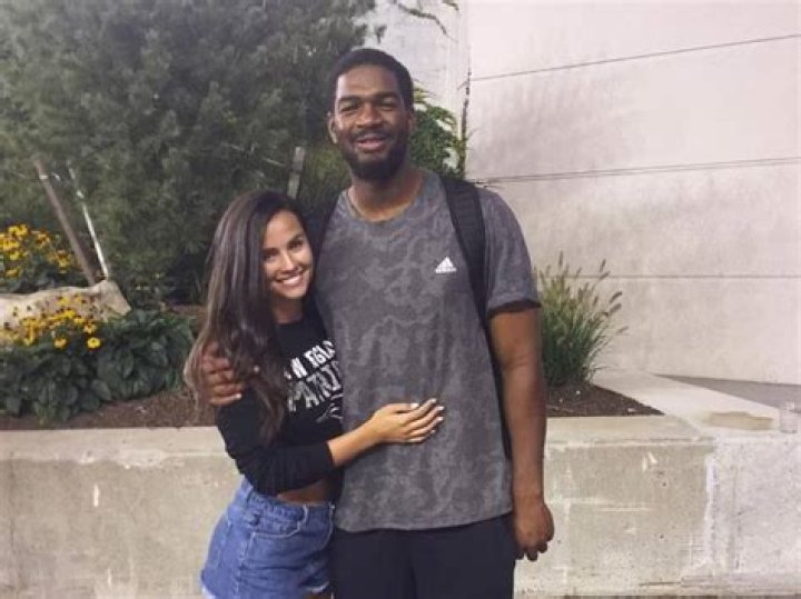 Sloan Young NFL Jacoby Brissett's Girlfriend (Bio, Wiki)