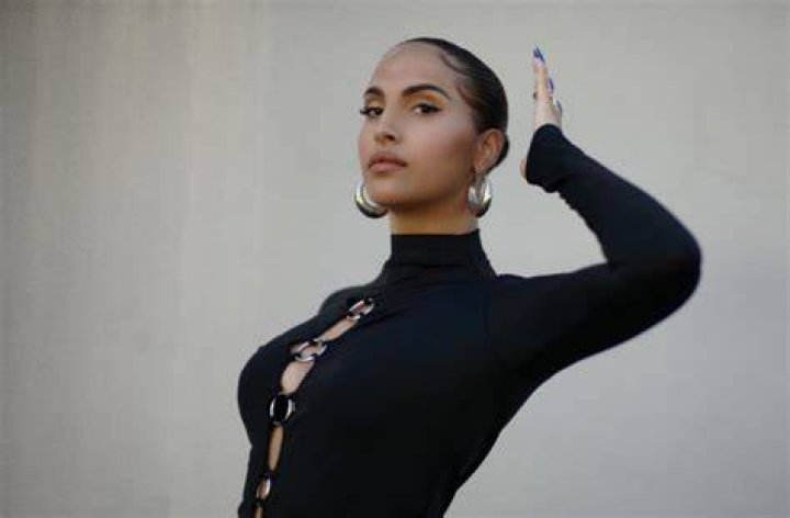 Snoh Aalegra Wiki, Bio, Age, Height, Parents, Nationality, Net Worth
