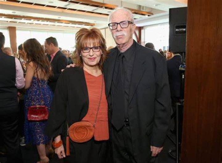 Steve Janowitz & Joy Behar WikiBio, Age, Wife, Family, Net Worth