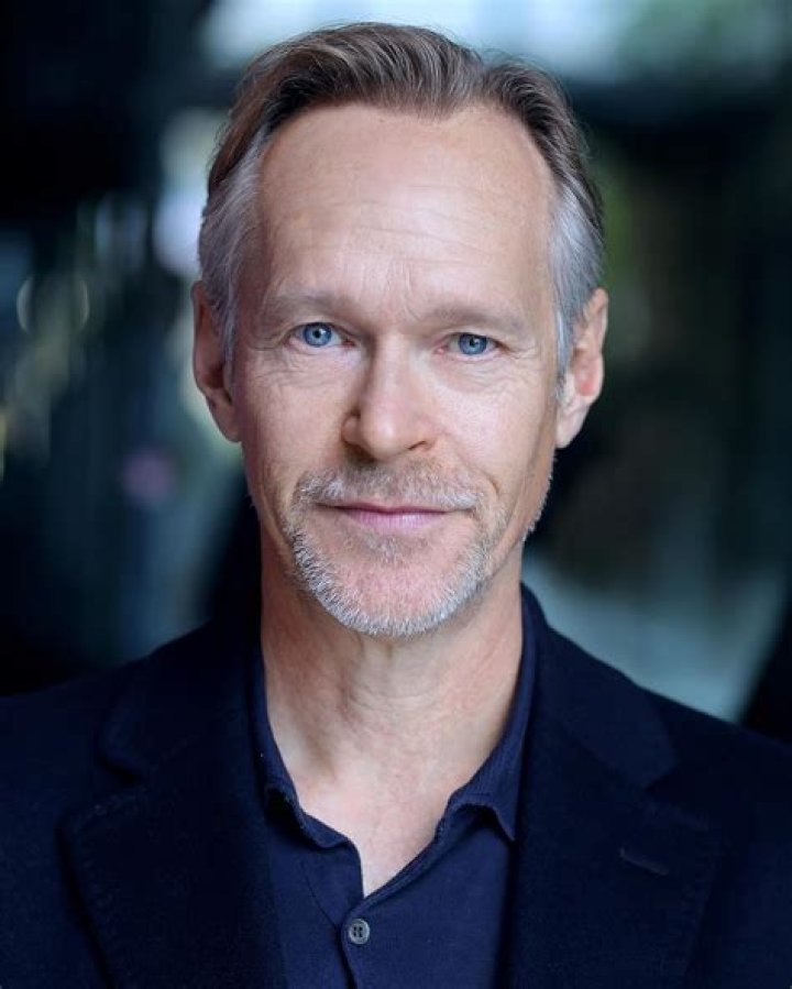 Steven Mackintosh Biography Facts, Childhood, Family Life & Achievements
