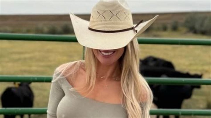 Taylor Breesey Net Worth Wiki, Biography, and Face Reveal