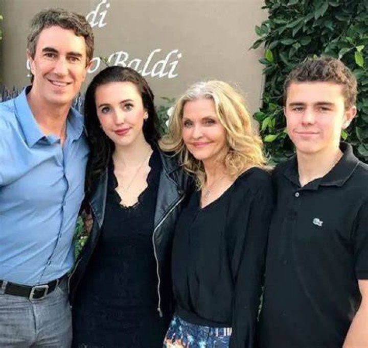 Terry Gannon Married, Wife, Height, Salary, Net Worth