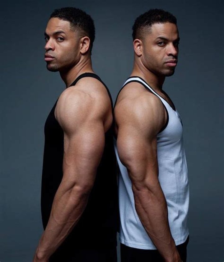 The Hodgetwins' Kevin And His Wife Are Parents To Four Kids