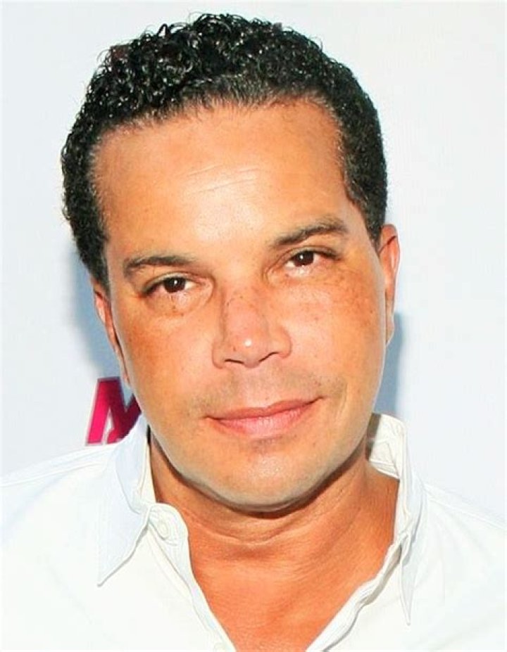Troy Roberts Biography, Height & Life Story Super Stars Bio