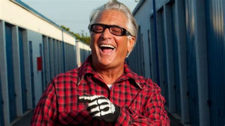Wehoopin, Bio, Net Worth, Salary, Age, Relationship, Height, Ethnicity