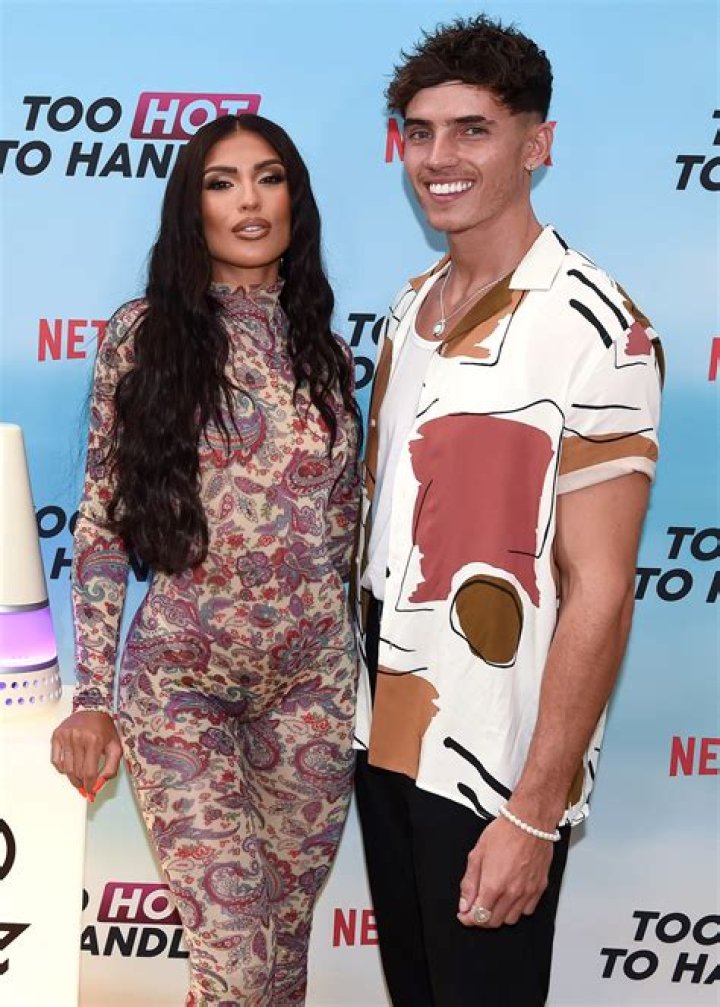 Who is Cam from Too Hot To Handle? Age, job and Instagram revealed Heart