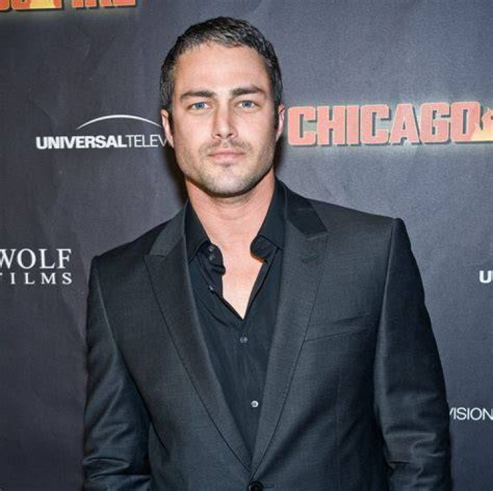 Who Is Taylor Kinney's Girlfriend, Ashley Cruger?