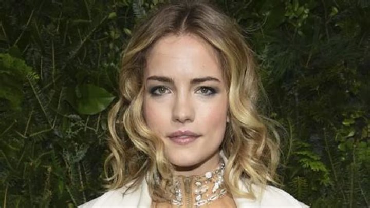 Willa Fitzgerald Net Worth 2023; age, boyfriend & more info