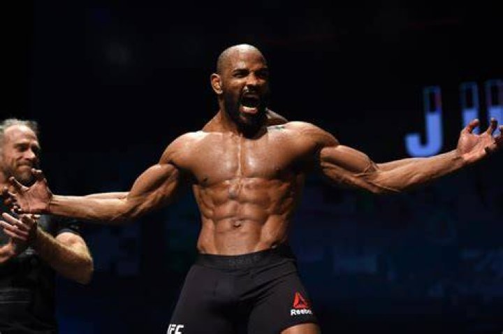 Yoel Romero has shrunk to 5&rsquo;10&rdquo; under the Bellator MMA promotion. He