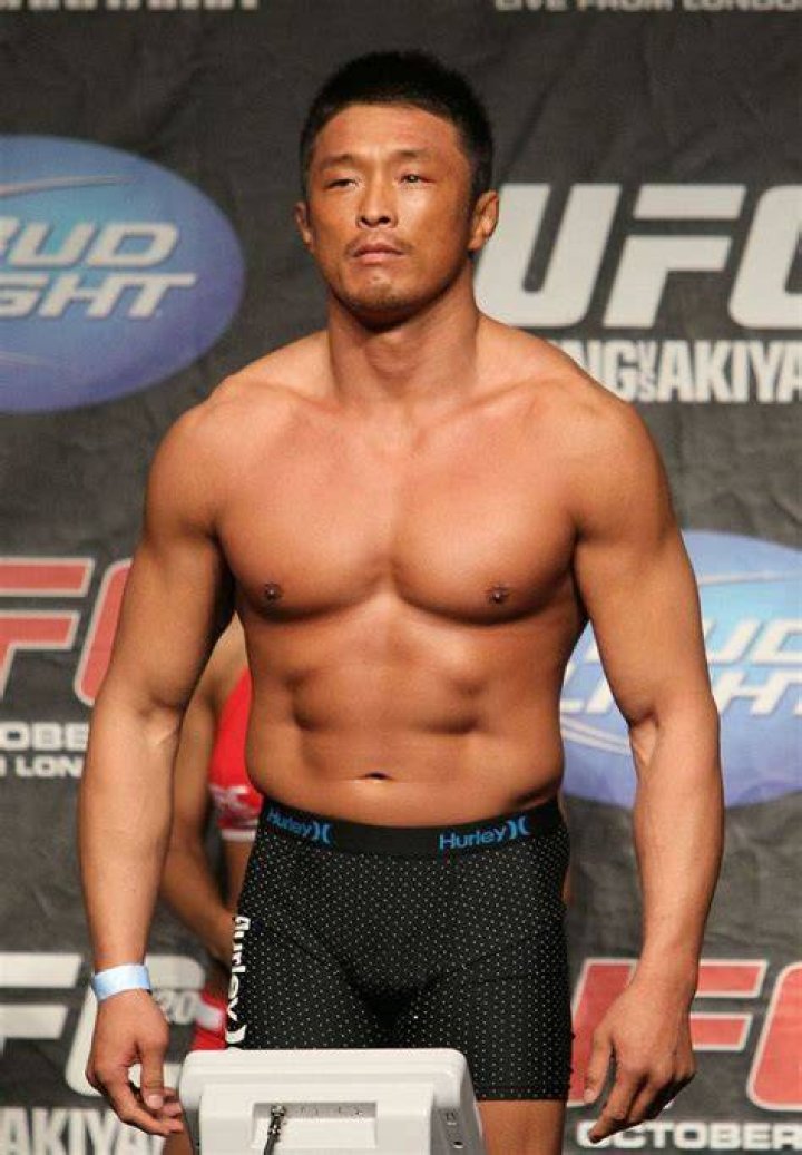 Yoshihiro Akiyama Official UFC® Fighter Profile UFC ® Fighter Gallery