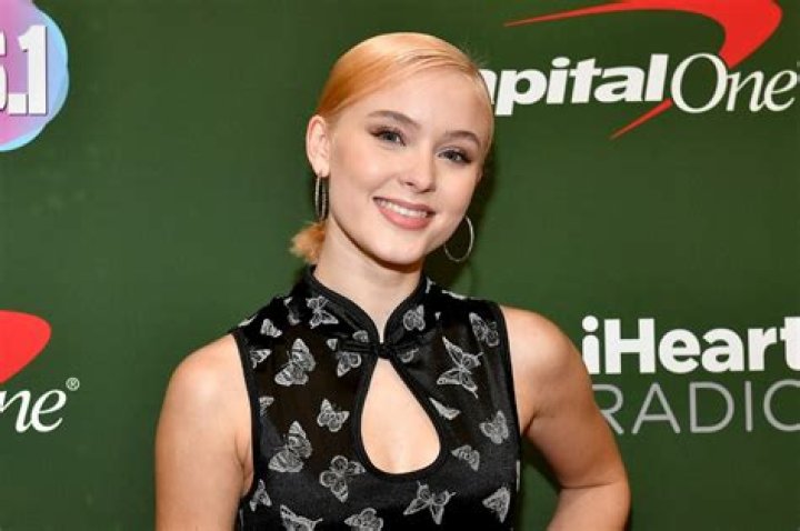 Zara Larsson Net Worth 2020, Wiki, Height, Education, Family, Boyfriend